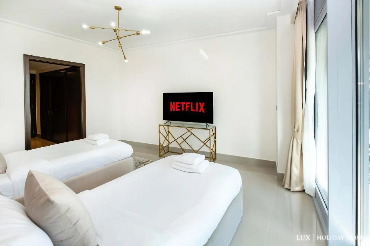 Lux The Opera Grand Burj Khalifa View Suite Dubai Apartment